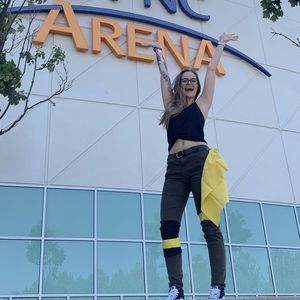 Meet your Posher, Robin